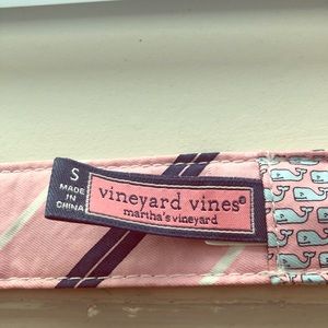 Small vineyard vine belt for women